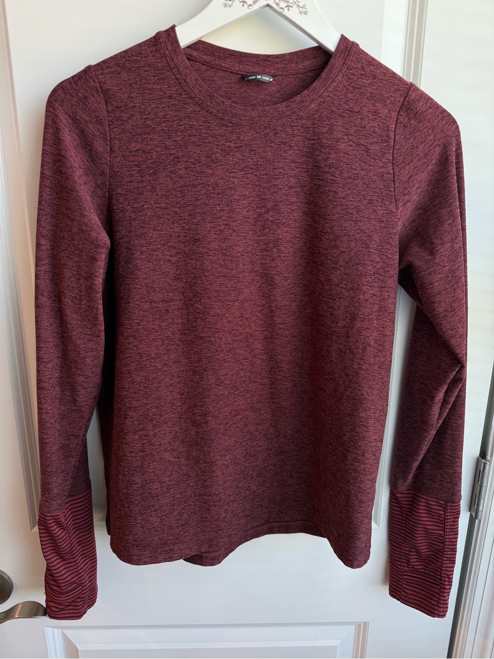 Oiselle Long Sleeve Performance Too Contrast Wrist Running Performance Size 6